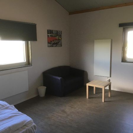 5 Points Rooms For Rent Niederrieden Bagian luar foto