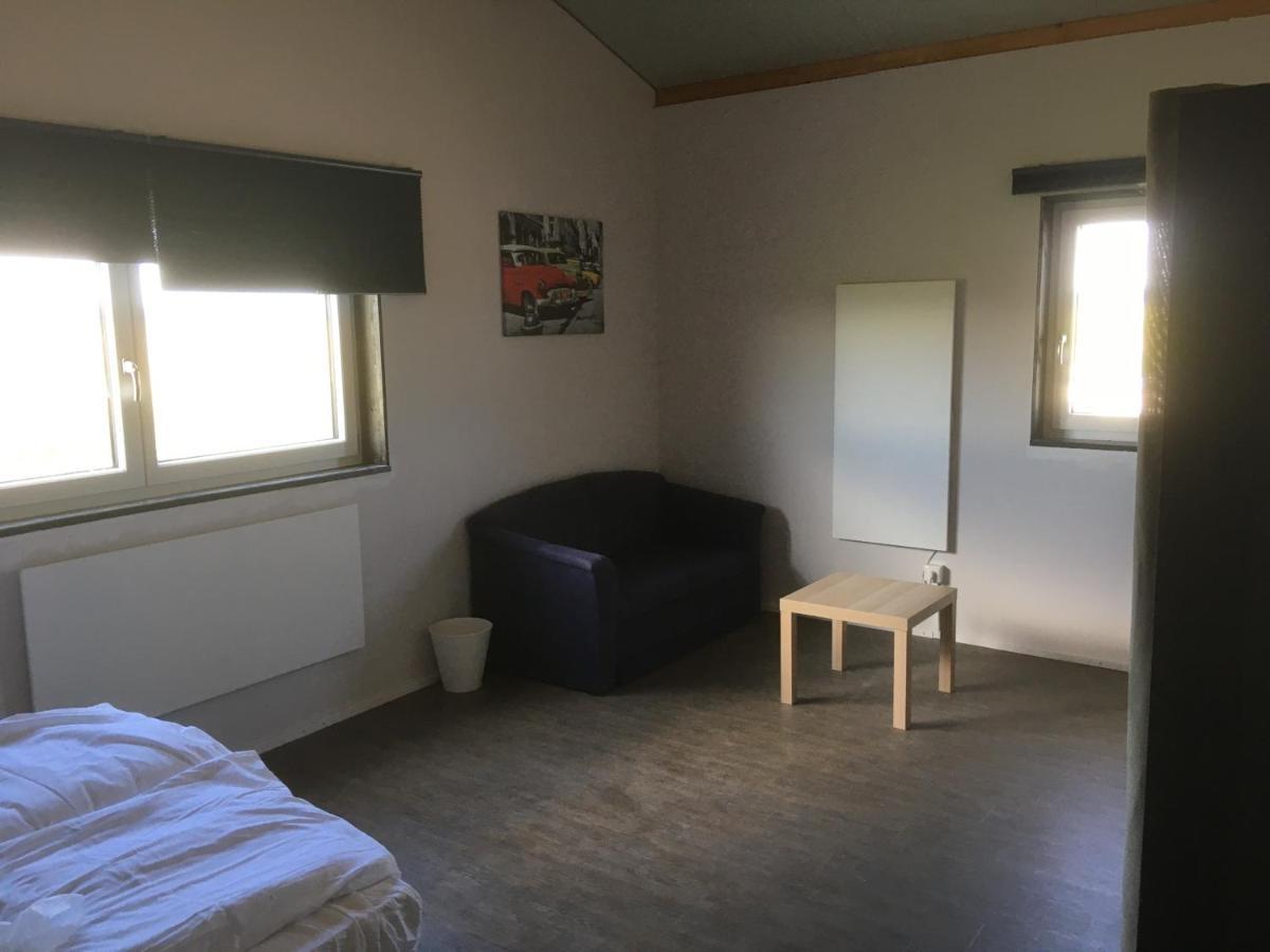 5 Points Rooms For Rent Niederrieden Bagian luar foto